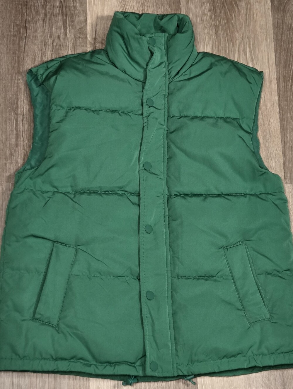 Wondershop at Target Women’s Puffer Vest Green Size X-Small